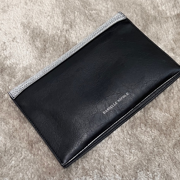 Brand new chain purse - Picture 2 of 5